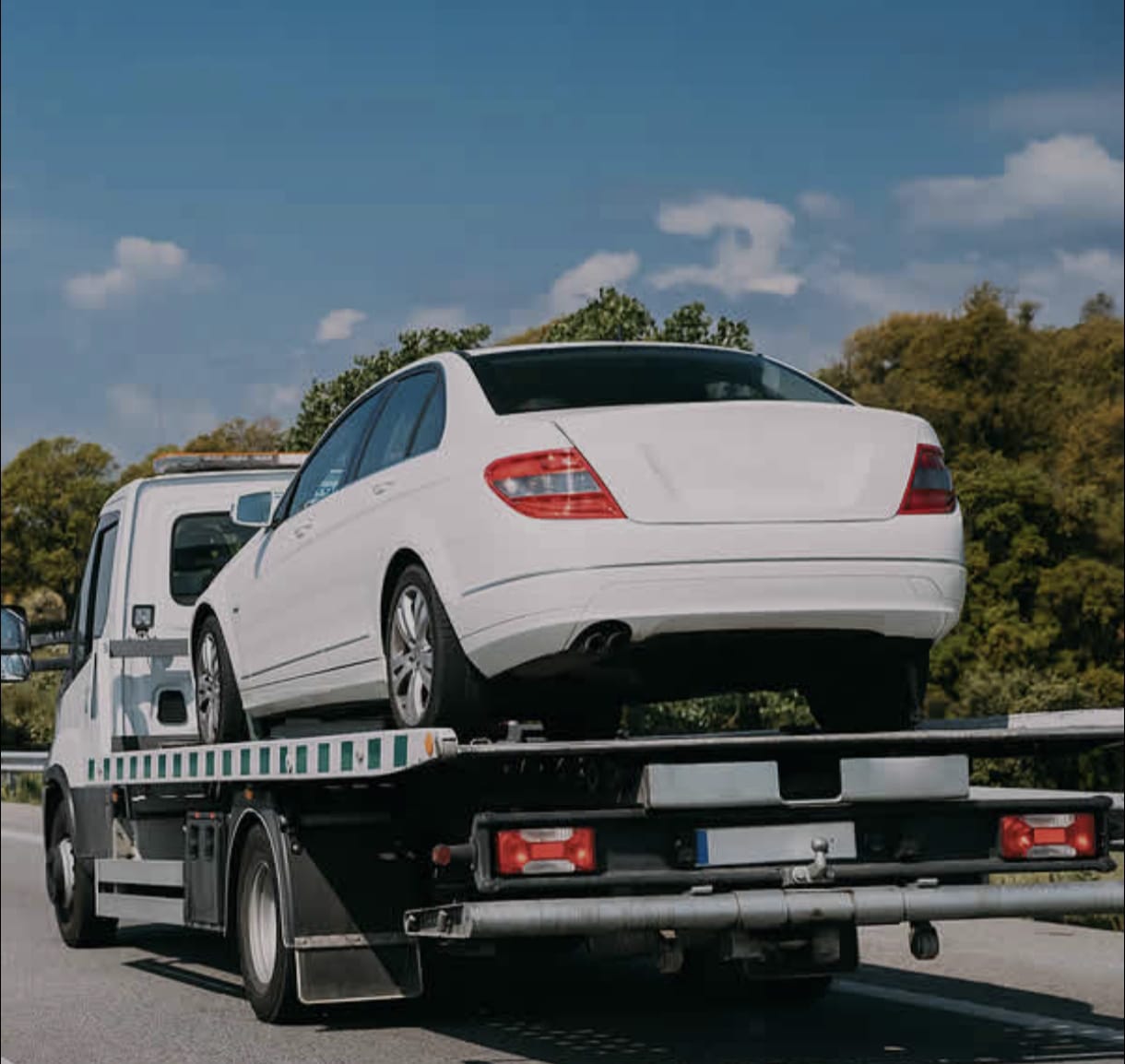 Car recovery in Sheffield & M1 & Rotherham & Chesterfield Home